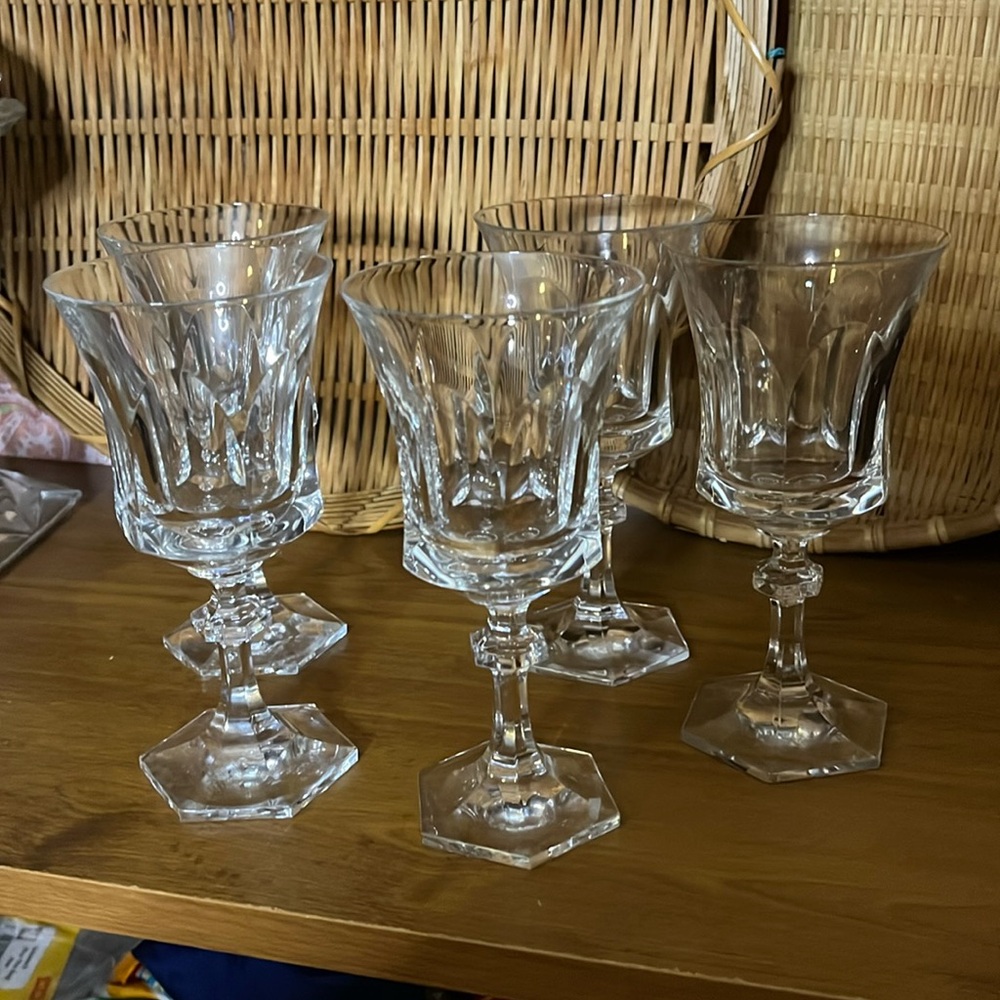 😄Villeroy and Boch crystal wine glasses